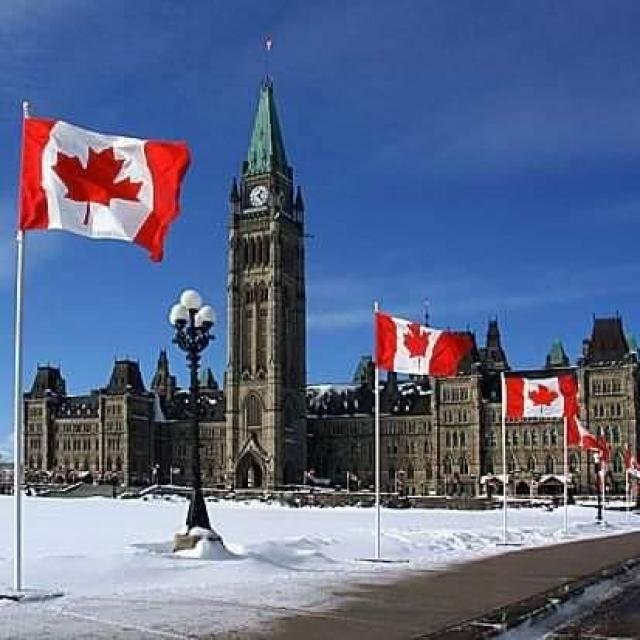 Canadian student WhatsApp Group