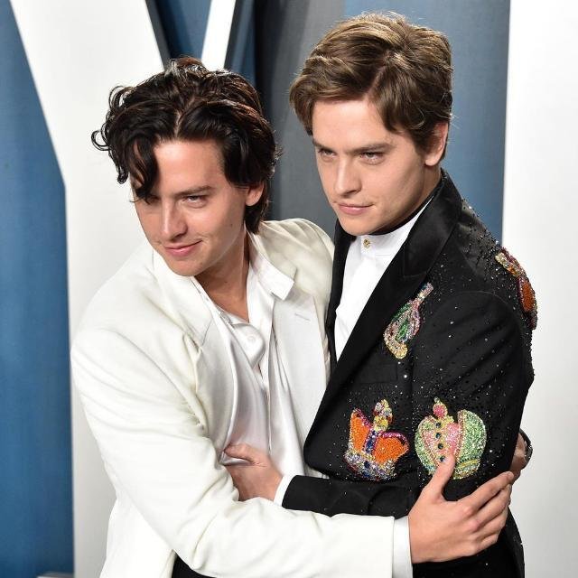 👬💗LOS GEMELOS SPROUSE👬💗 WhatsApp Group